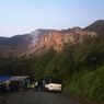 Fenomena Api Biru Muncul Lagi di Gunung Papandayan, Ini Penjelasan Ilmiahnya