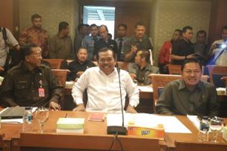 Jaksa Agung HM Prasetyo memenuhi undangan Pansus Pelindo II, di Kompleks
Parlemen, Senayan, Jakarta, Kamis (29/10/2015).
