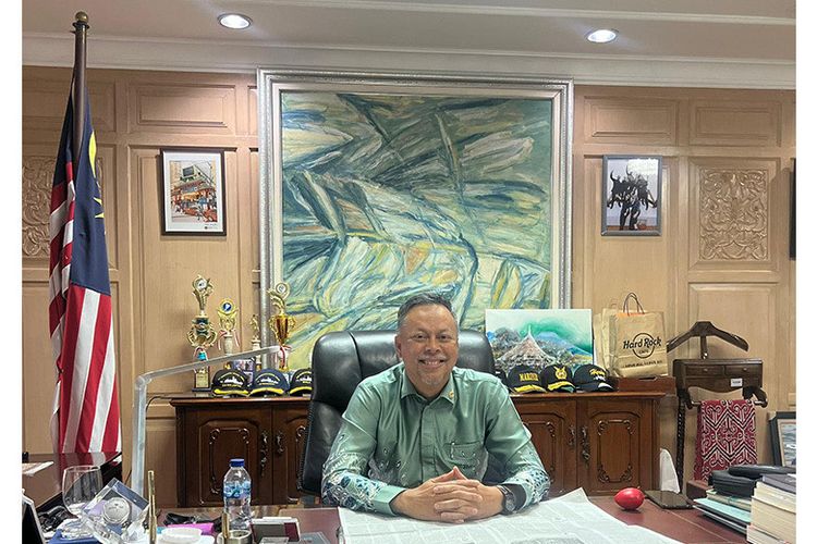 Duta Besar (Dubes) Malaysia untuk Indonesia TYT Dato' Syed Mohamad Hasrin Tengku Hussin.