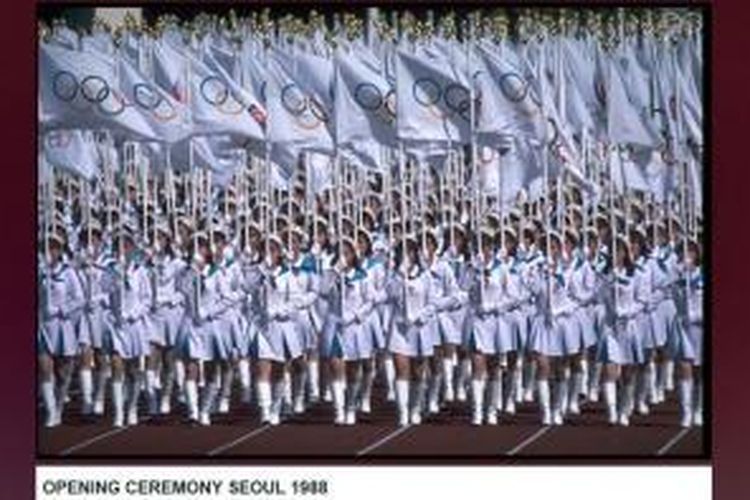 Pembukaan Olimpiade 1988 di Seoul pada 17 September 1988, dokumentasi dari Komite Olimpiade Internasional. Gambar dicuplik pada Selasa (22/9/2014).