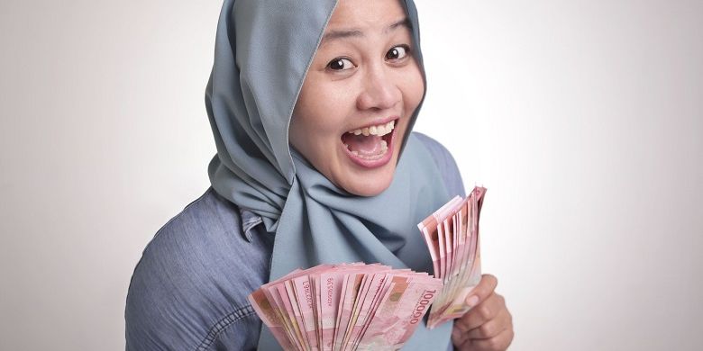 Mau Pinjam Uang Di Pinjol Ini Besaran Bunga Yang Ditawarkan Kredivo Halaman All Kompas Com