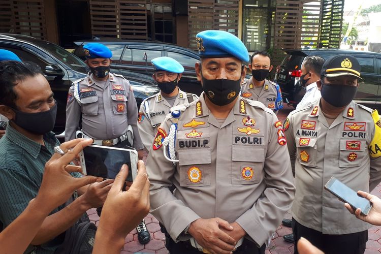 Kabag Penegakan Hukum Biro Provost Mabes Polri Kombes Budi P saat mendatangi Mapolres Probolinggo Kota, Selasa (7/7/2020). Budi mengatakan bahwa kasus perselingkuhan yang melibatkan polisi di Jatim tertinggi di Indonesia.