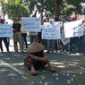Sidang 3 Warga Penolak Tambang Galian C di PN Banyuwangi Diwarnai Unjuk Rasa Ratusan Warga