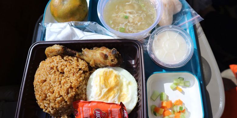 Nasi Goreng Parahyangan yang disajikan di KA Wisata Priority.