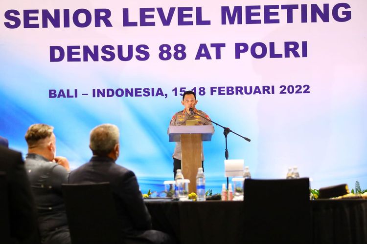 Kepala Kepolisian Republik Indonesia (Kapolri) Jenderal Listyo Sigit Prabowo di acara Senior Level Meeting Detasemen Khusus (Densus) 88 Antiteror Polri di Bali, Rabu (16/2/2022). Foto: Divisi Humas Polri