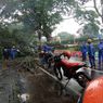 2 Ruko Tertimpa Pohon Tumbang di Kota Batu, Arus Jalan Sempat Dialihkan 