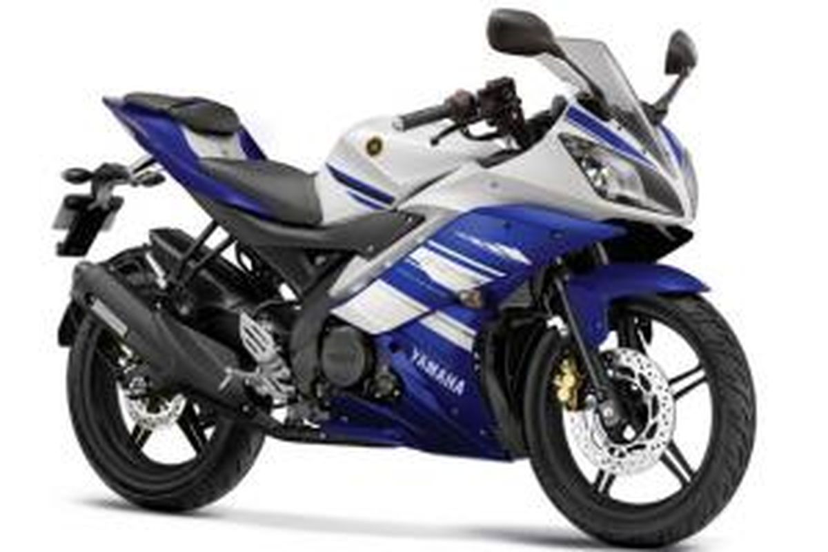 Yamaha R15 hadir dengan kombinasi warna biru-putih.