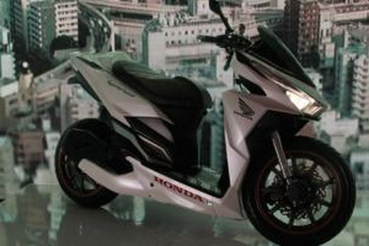 Honda Vario 150 eSP versi modifikasi low rider.