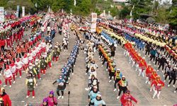 Sambangi Lomba Senam Sehat, Andra Soni Minta Doa dan Dukungan Masyarakat Banten