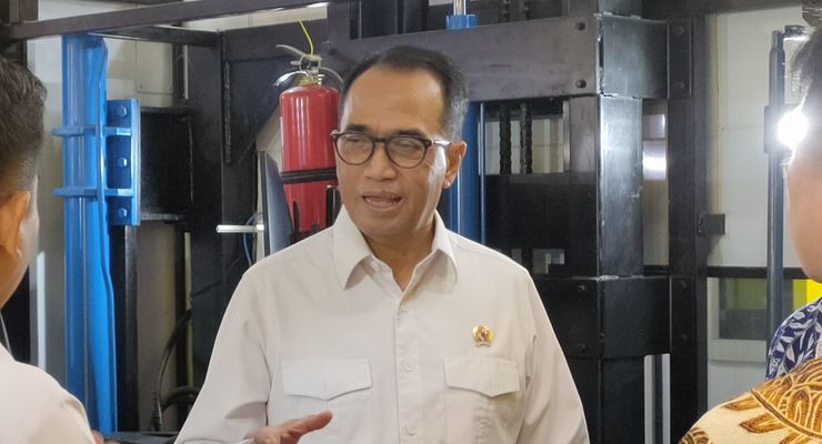 Pembangunan Jalan Sumbu Barat Selesai, Kereta Otonom di IKN Diuji Coba Agustus