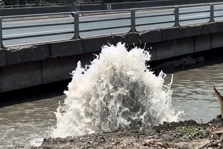 Petrokimia Gresik Pastikan Kebocoran Pipa di Surabaya Tak Ganggu Operasional