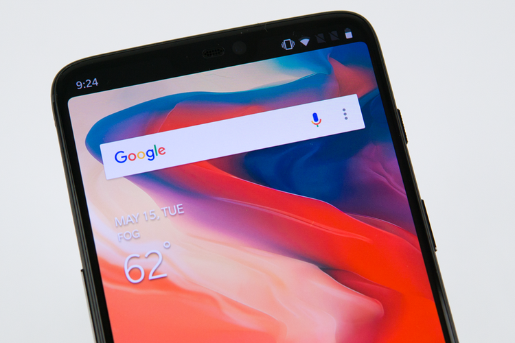 Notch OnePlus 6 yang bisa disembunyikan