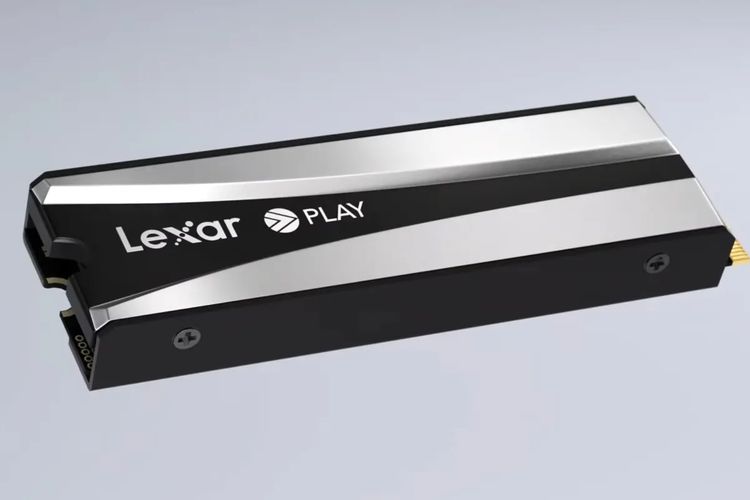 SSD Lexar Play 2280 datang dengan heatsink yang sudah terpasang