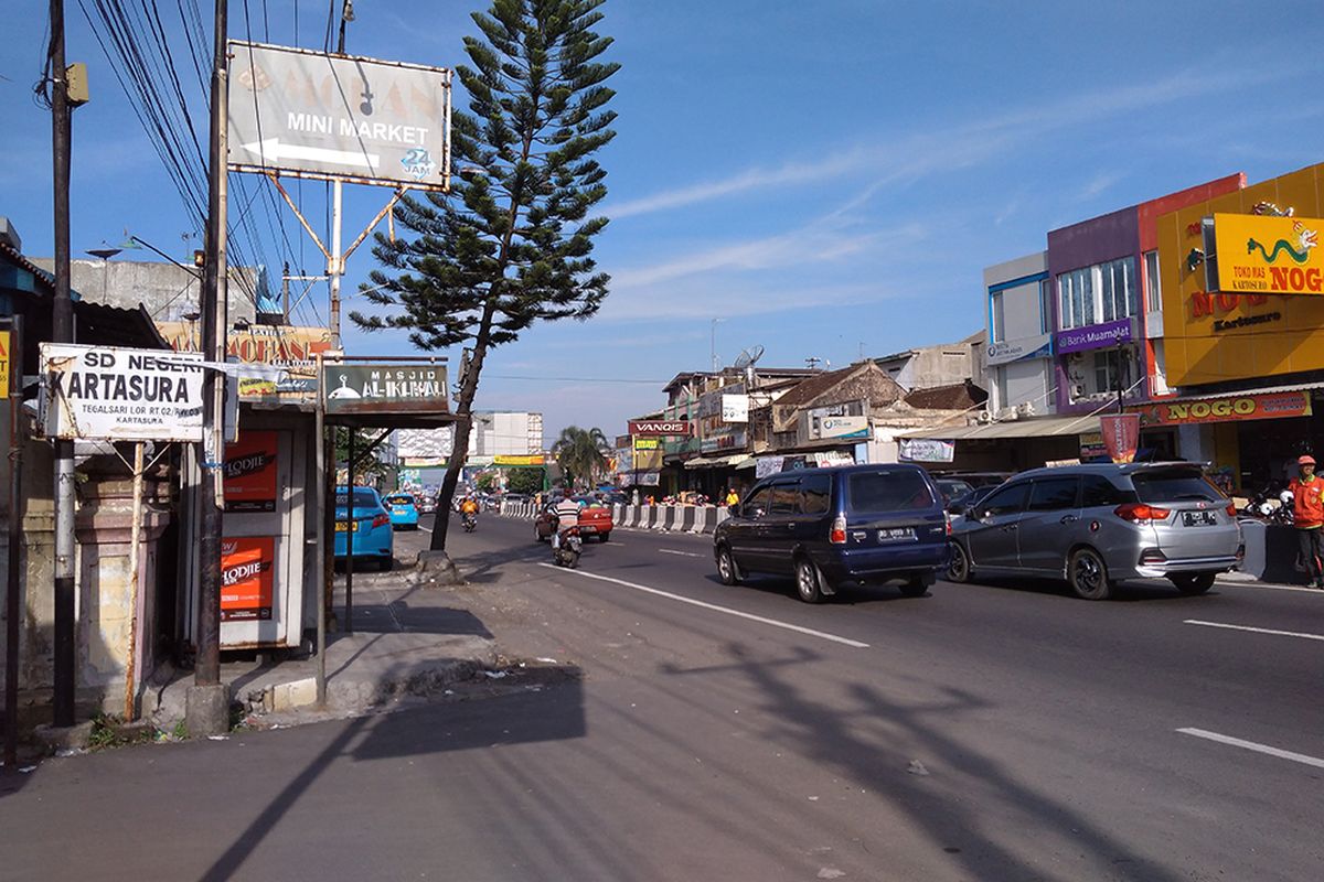 Jalur mudik di Jalan Ahmad Yani Kartasura, Sabtu (24/6/2017)