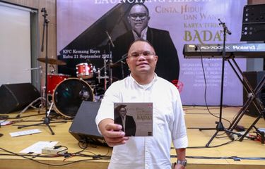 Musisi Badai eks Kerispatih saat ditemui dalam acara peluncuran album terbarunya di Restoran KFC Jalan Kemang Raya, Jakarta Selatan, Rabu (21/9/2022). 