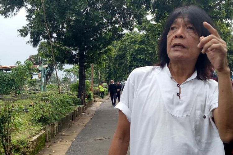 Ian Antono saat ditemui di pemakaman Yockie Suryo Prayogo di TPU Karet Bivak, Jakarta Pusat, Senin (5/8/2018).