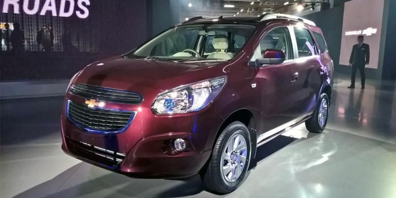 Chevrolet Spin mejeng di pameran otomotif India, Auto Expo 2016.