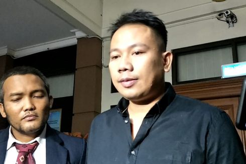 Vicky Prasetyo: Saya Tidak Layak Ada di Sebelah Angel Lelga Lagi