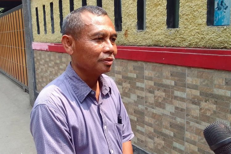 Ketua RT03/RW08 Kelurahan Sukamaju Baru, Udi Rusiana, ditemui di Jalan Takong, Depok, Jumat (11/8/2023).