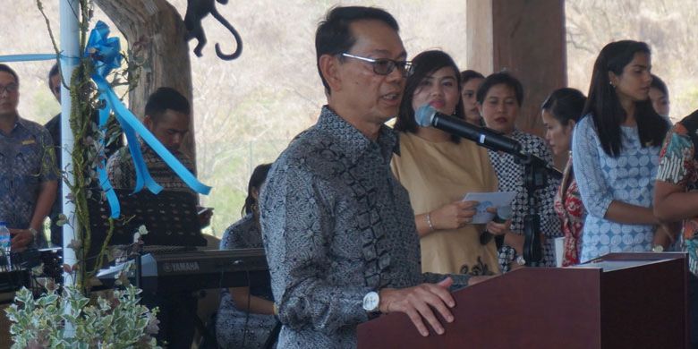 Rudy Suliawan, pemilik Ayana, saat memberikan sambutan pada peresmian Ayana Komodo Resort, Pantai Waecicu, Labuan Bajo, Kabupaten Manggarai Barat, Nusa Tenggara Timur, Sabtu (15/9/2018).