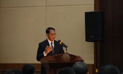 Pimpin KAI dan Raih Doktor, Didiek Hartantyo Tegaskan Pentingnya Pelayanan Publik dalam Bisnis