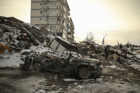 Korban Gempa Turkiye dan Suriah Melewati 9.500, Terbesar dalam Satu Dekade