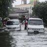 Masih Banyak Mobil Korban Banjir yang Antre di Bengkel untuk Diperbaiki