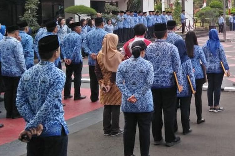 Libur Imlek, ASN, TNI, Polri, hingga Pegawai BUMN/BUMD Dilarang Keluar Kota