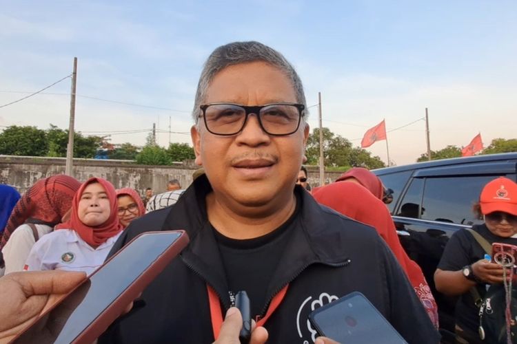 Sekretaris Jenderal Partai Demokrasi Indonesia Perjuangan (PDI-P) Hasto Kristiyanto saat di Kota Solo, pada Minggu (17/12/2023).