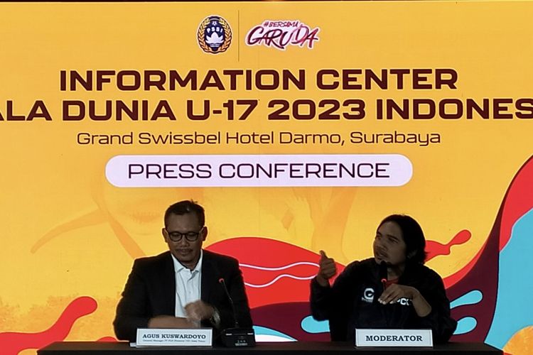 General Manager PT PLN UID Jatim, Agus Kuswardoyo di Pusat Informasi Piala Dunia U-17 di Surabaya, Senin (13/11/2023)