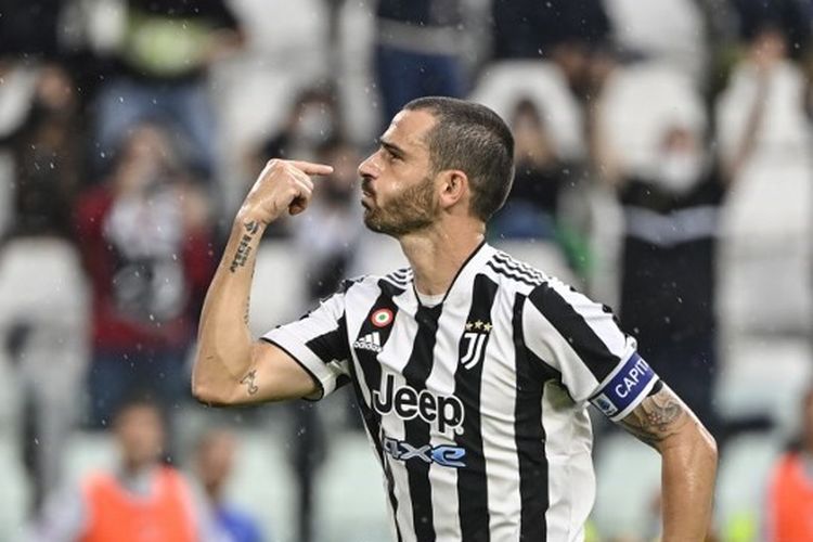 Leonardo Bonucci saat merayakan gol pada laga pekan keenam Liga Italia yang mempertemukan Juventus vs Sampdoria di Stadion Allianz, Turin, pada Minggu (26/9/2021).