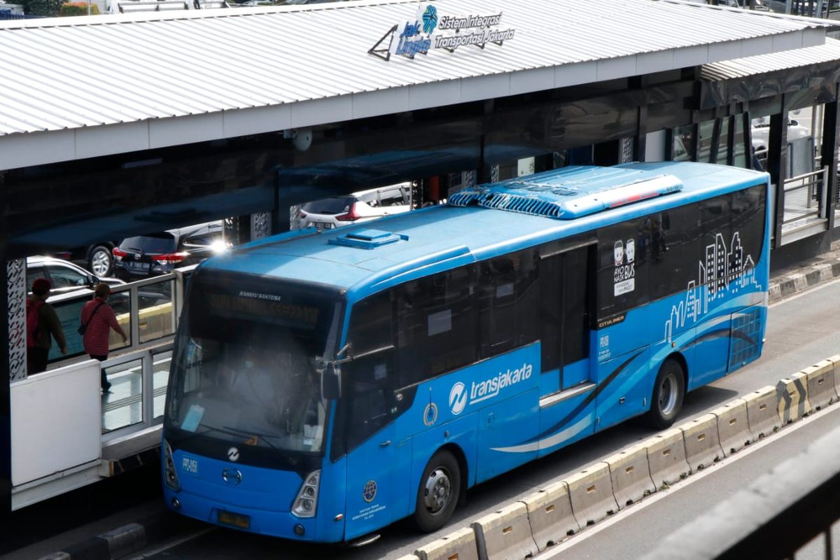 Bus Transjakarta BRT