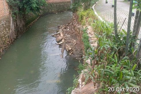 Turap Longsor di Ciracas Belum Diperbaiki, Lurah Pastikan Masih Aman untuk Warga