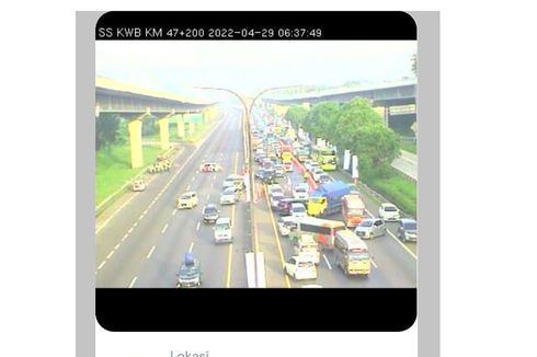 Jalan Tol Jakarta-Cikampek Km 47 Sempat Padat Saat Diberlakukan 