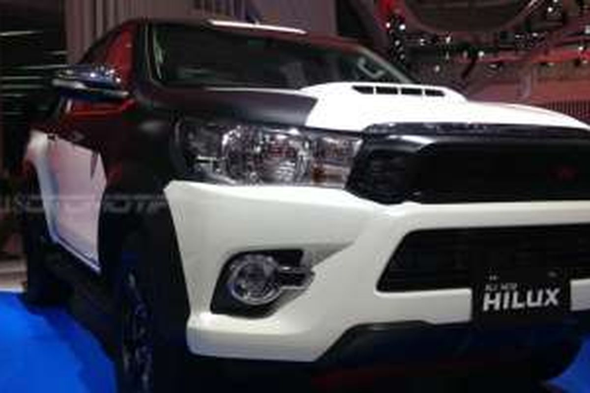 Toyota Hilux yang sudah mendapat sentuhan dimodifikasi.