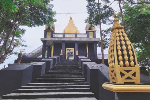 Pesona Masjid Walima Emas yang Berdiri di Bukit Kapur Tandus Gorontalo