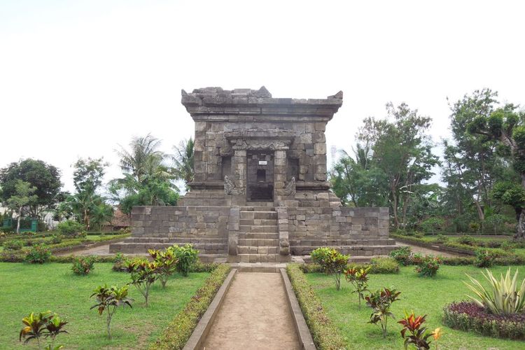 Candi Badut Candi Tertua Di Jawa Timur