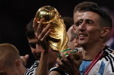 Trofi Piala Dunia Abadi di Paha Angel Di Maria