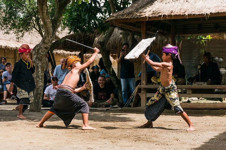 Tempat wisata bernama Desa Wisata Sasak Ende di Kabupaten Lombok Tengah, Nusa Tenggara Barat (SHUTTERSTOCK/Julius Bramanto).