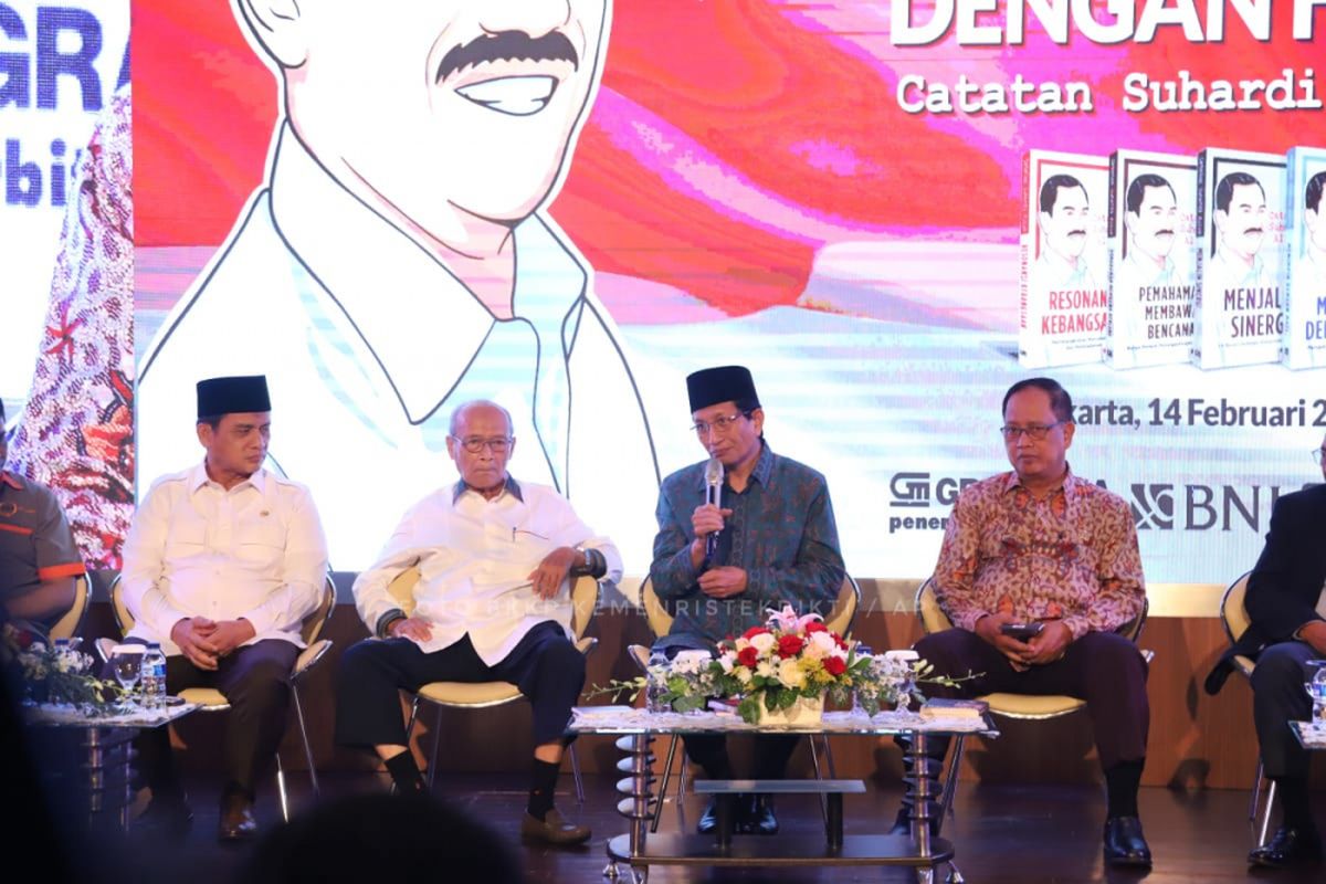 Menristekdikti saat menghadiri launching dan bedah buku Memimpin Dengan Hati Catatan Suhardi Alius, Kamis (14/2/2019) di Auditorium Lemhanas, Lembaga Ketahanan Nasional, Jakarta.