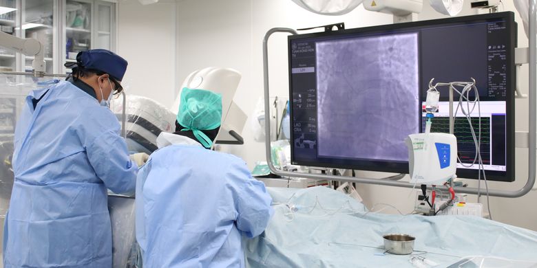 Teknologi IntraVascular Ultrasound atau IVUS dipakai dalam pemasangan ring jantung pada pasien penyakit jantung koroner.