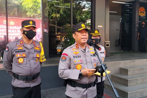 Polri Ungkap Anton Gobay Beli 12 Senjata Api Ilegal Pakai Nama Palsu di Filipina