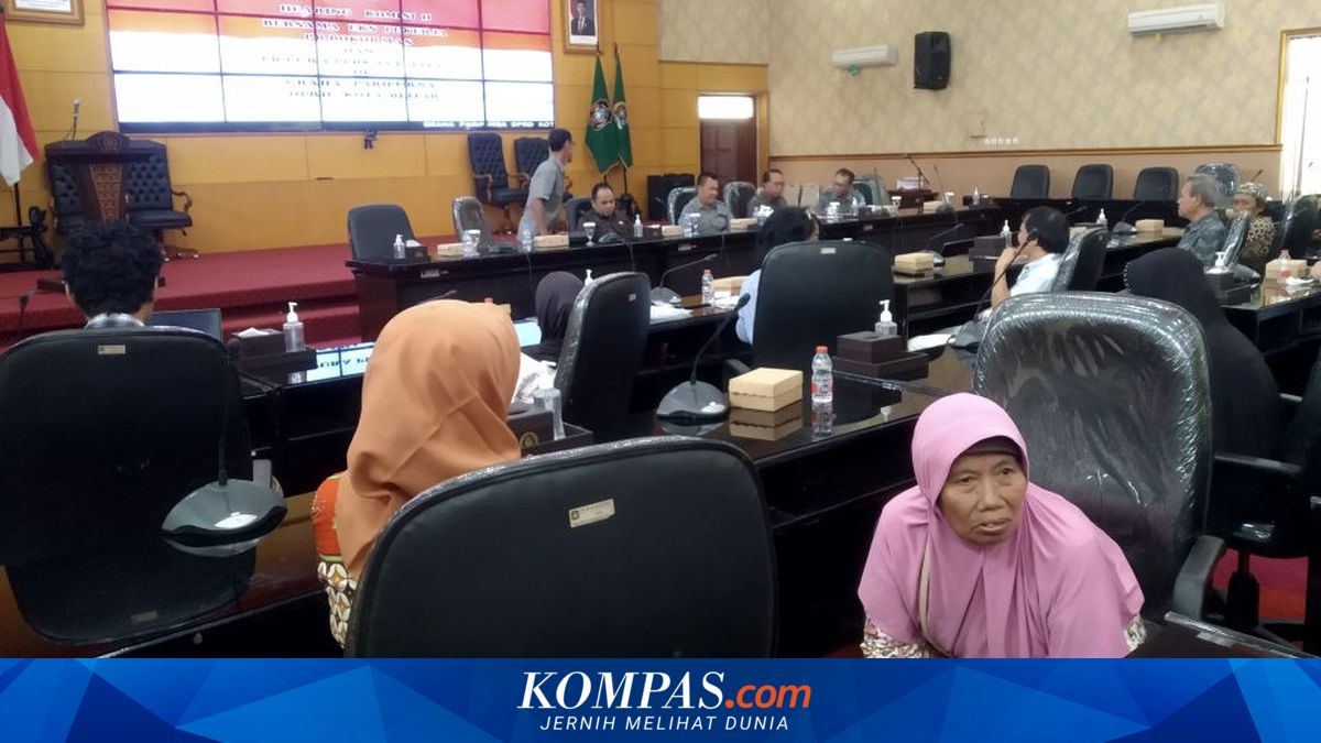 Kantor Pajak Hitung PPh 21, Upah Ratusan Buruh Rokok di Blitar Tertunda, Pabrik Pailit 3 Tahun