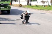 Cegah Kecelakaan Lalu Lintas Jelang Nataru, Polres Gresik Tandai Jalan Berlubang