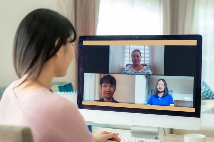 7 Kesalahan yang Harus Dihindari Saat Wawancara Kerja Via Zoom