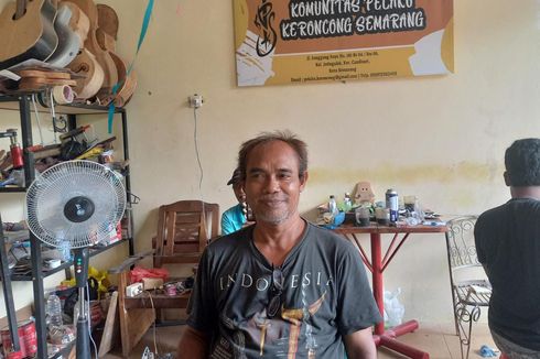 Kisah Bambang Wisnu, Pelestari dan Pembuat Alat Musik Keroncong yang Bertahan sejak 1996 di Kota Semarang