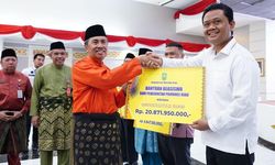 Tingkatkan Kualitas SDM, Pemprov Riau Salurkan Beasiswa Puluhan Miliar untuk Perguruan Tinggi