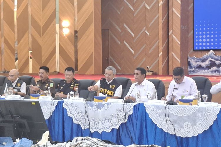 Diimpor dari India, 30 Kontainer yang Dilaporkan Bahan Kimia Ternyata Berisi Beras dan Garam