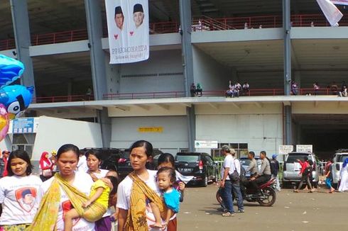 Anak Kecil Ramaikan Kampanye Akbar Prabowo-Hatta di GBK