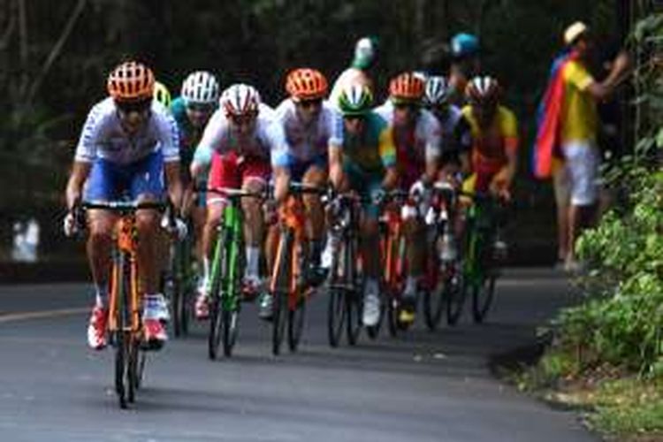 Lomba balap sepeda nomor jalan raya dipertandingkan di Olimpiade Rio 2016 pada Sabtu (6/8/2016). 